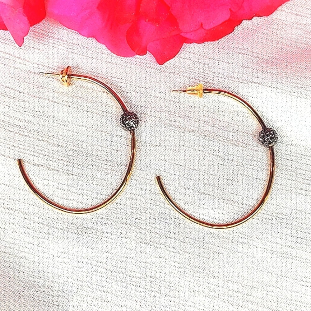 Henri Bendel Gold Hoop earrings. 2"